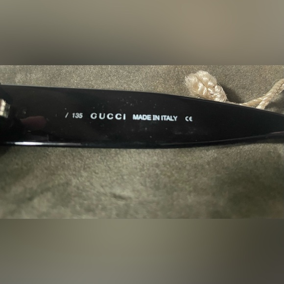 90’s Gucci sunglasses - Picture 9 of 10